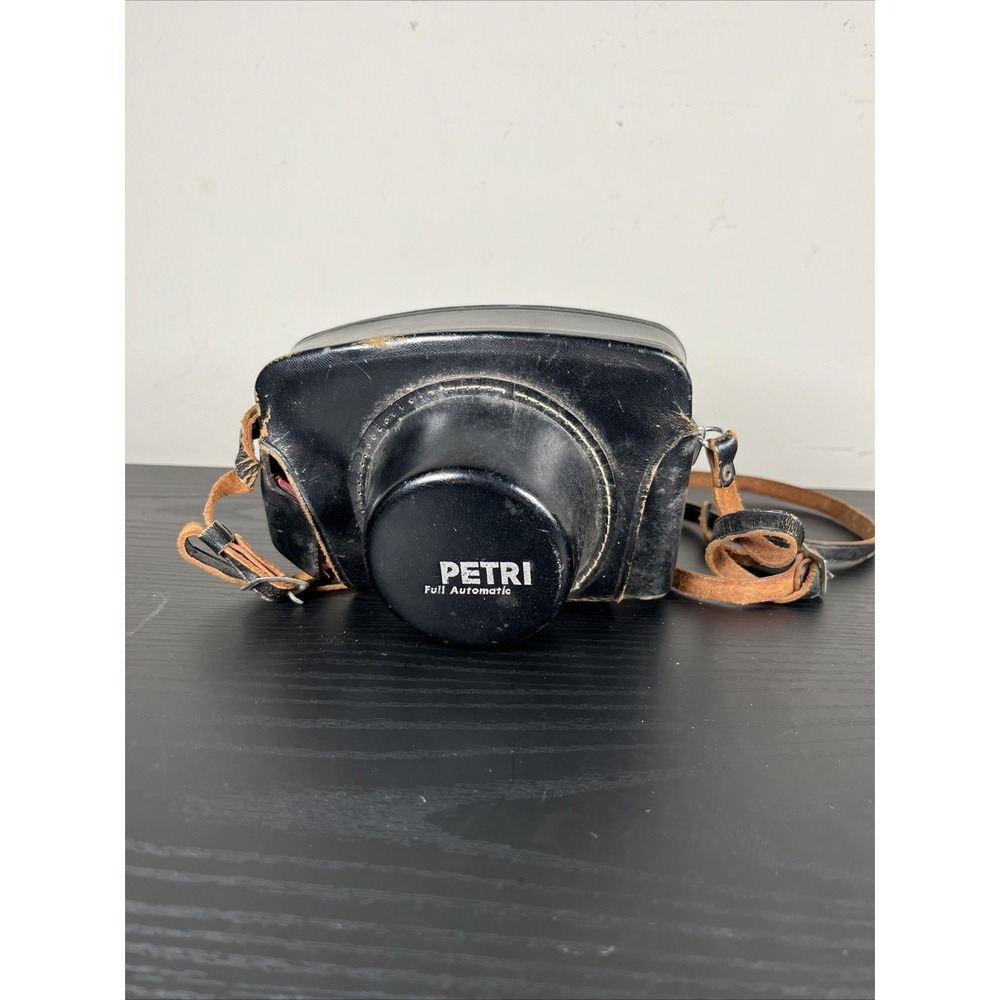 Petri Full‎ Automatic Camera Case – Black – Vintage Original